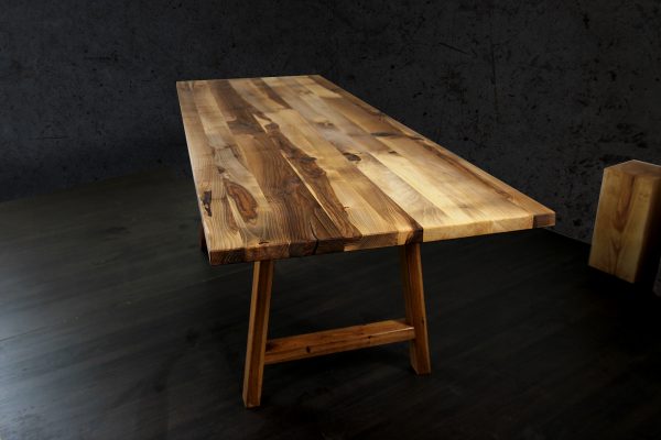 Massivholz Tischplatte-Europäischer-Nussbaum-montage-1